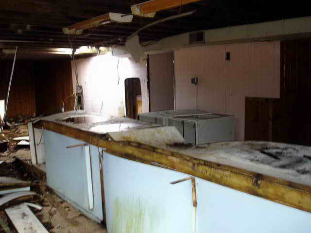 Speedway Auto Theatre - 2006 Photo (newer photo)